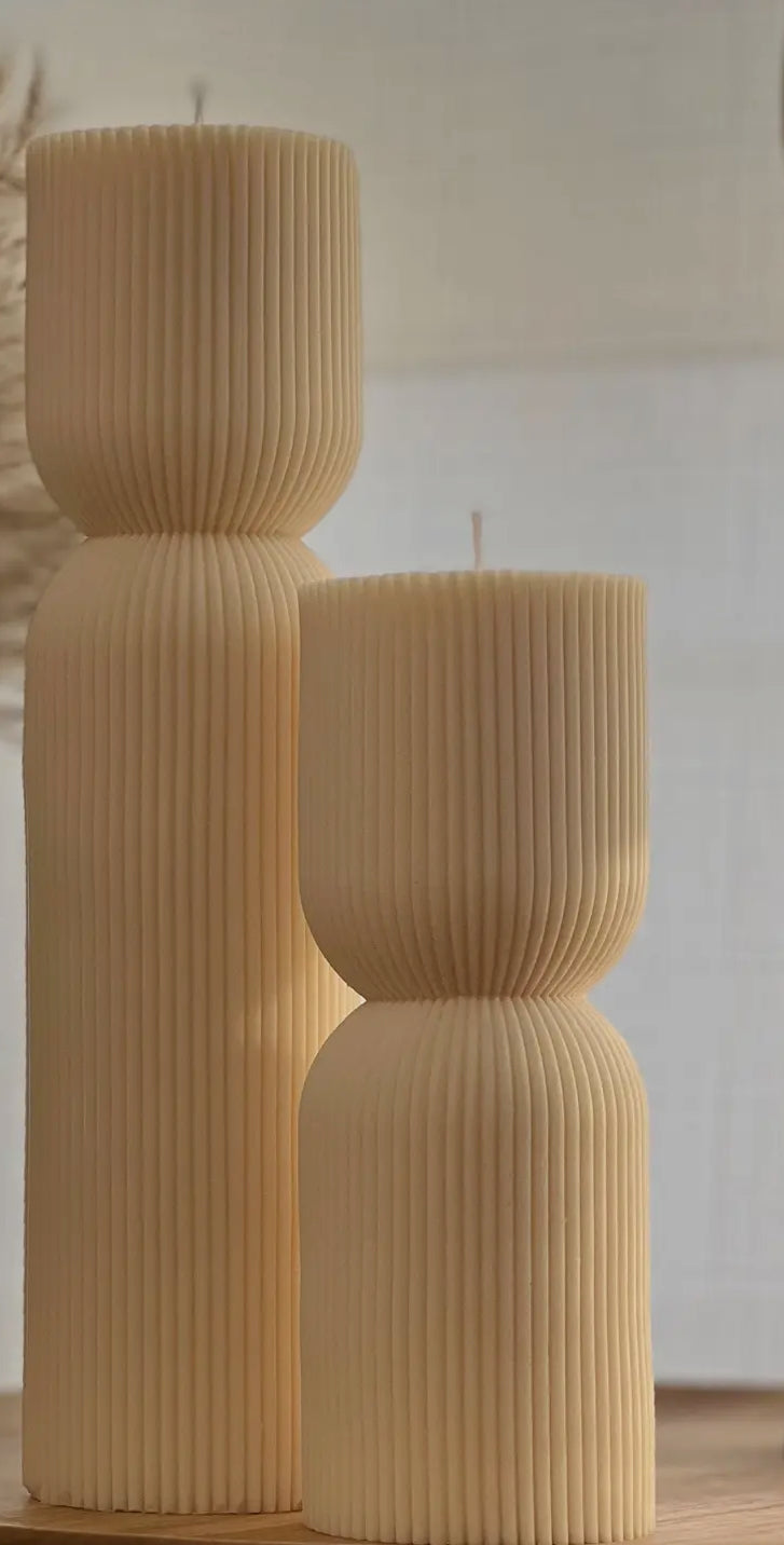 Hour glass candle set